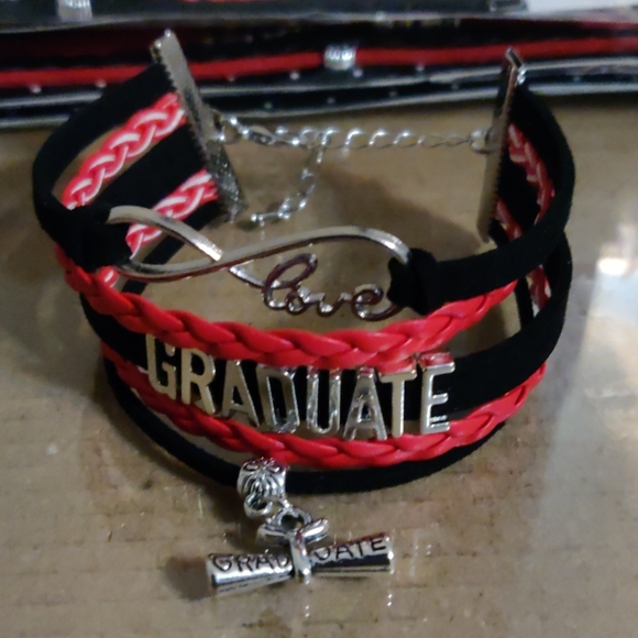 Graduate bracelet - Picture 5 of 7